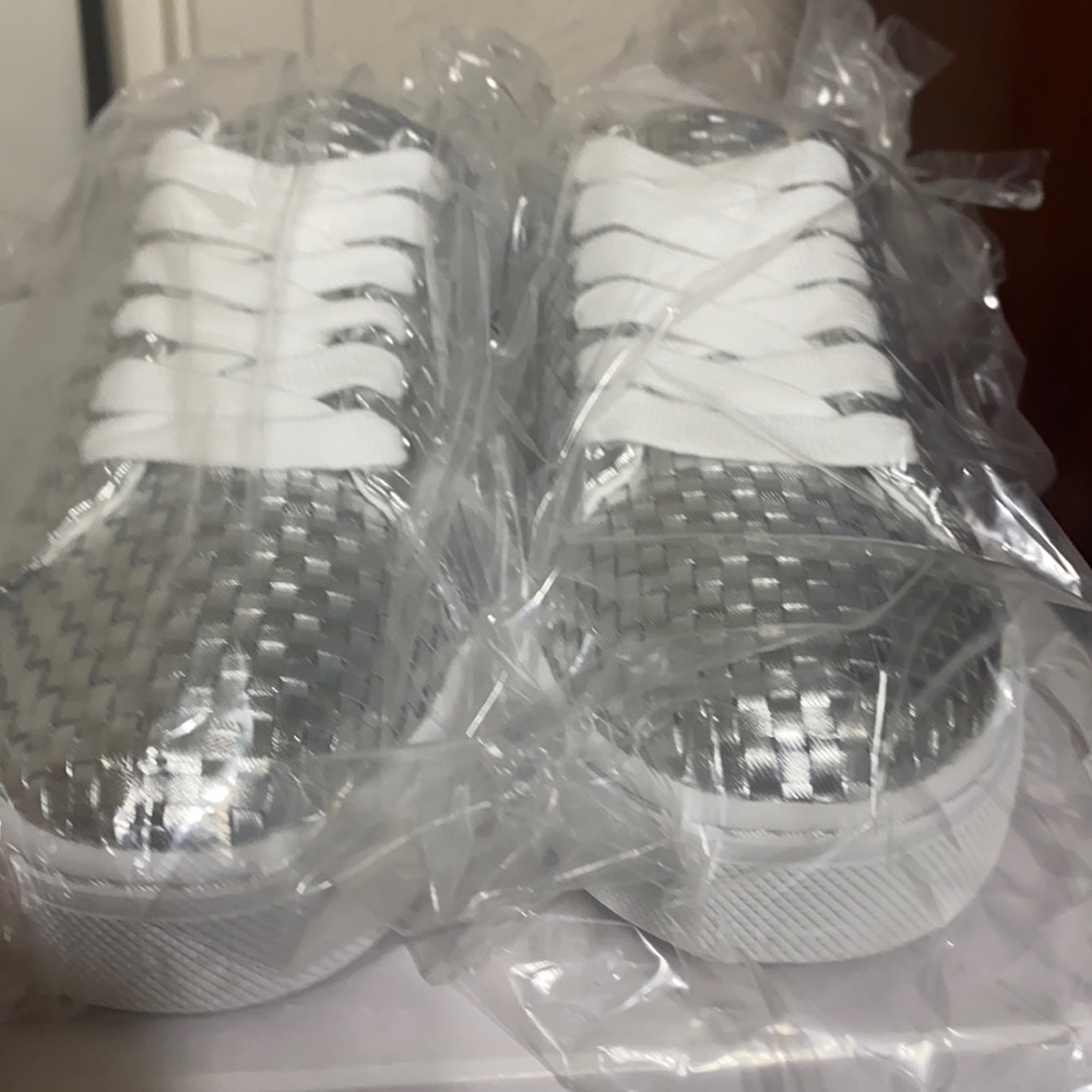 Isaac Mizrahi Silver Sneakers